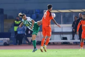 Καρμιώτισσα - Άρης: “Έσπασαν” δοκάρια, έμειναν στο μηδέν (φώτος) 