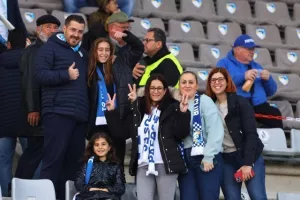 (Φωτορεπορτάζ) Ο κόσμος στο "Σ. Κυριακίδης