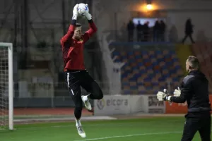 Ολυμπιακός - ΑΕΚ: Διπλό και... ανανέωση παραμονής στην κορυφή! (Φώτος)