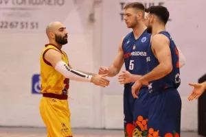 Θρίλερ και πρώτη νίκη ο Κεραυνός! (στιγμιότυπα/φώτος)
