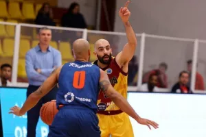 Θρίλερ και πρώτη νίκη ο Κεραυνός! (στιγμιότυπα/φώτος)