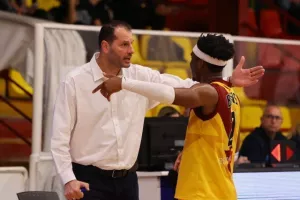 Θρίλερ και πρώτη νίκη ο Κεραυνός! (στιγμιότυπα/φώτος)