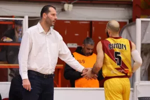 Πήρε… φόρα ο «προσαρμοστικός» Κεραυνός