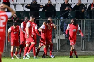 Δόξα-Νέα Σαλαμίνα: Zωντανή... για 6άδα με Σεργίου!