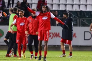 Δόξα-Νέα Σαλαμίνα: Zωντανή... για 6άδα με Σεργίου!