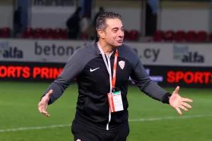 (ΦΩΤΟΣ) Τέλος και... ερυθρόλευκο ξέσπασμα!