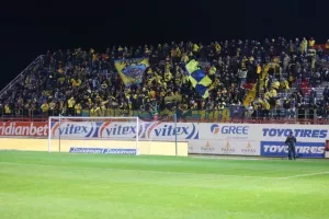 Νέα Σαλαμίνα - ΑΕΛ: Είχε την ουσία και είναι μία… ανάσα από την εξάδα! (φώτος)