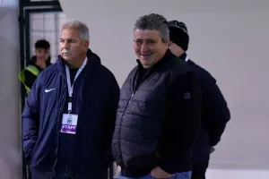 Δόξα - ΑΕΛ: Θα ξε"Χ"αστεί γρήγορα... (Φώτος)