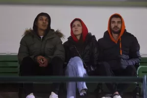 Δόξα - ΑΕΛ: Θα ξε"Χ"αστεί γρήγορα... (Φώτος)