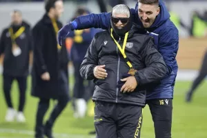 ΑΕΛ - Απόλλων: Το πρώτο ιστορικό βάφτηκε κίτρινο στα πέναλτι! (φώτος)