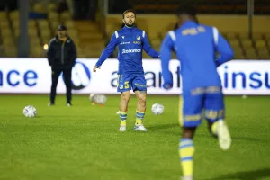 Φωτορεπορτάζ από την προθέρμανση στο Καρμιώτισσα-ΑΠΟΕΛ