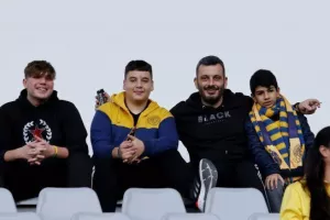 Ο κόσμος στο ΑΕΛ-Καρμιώτισσα (Φωτορεπορτάζ) 