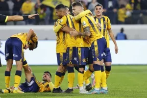 ΑΕΛ - Καρμιώτισσα: "Λαβωμένος" αλλά "ψυχωμένος" Λέοντας άντεξε, κέρδισε και ξέσπασε! (φώτος)