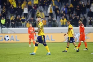 ΑΕΛ - Καρμιώτισσα: "Λαβωμένος" αλλά "ψυχωμένος" Λέοντας άντεξε, κέρδισε και ξέσπασε! (φώτος)