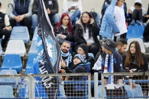 (Φωτορεπορτάζ) Ο κόσμος στο "Σ. Κυριακίδης