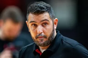 Δέδας: «Περιμένουμε από τον ΠΑΟΚ να δώσει ό,τι έχει και δεν έχει»