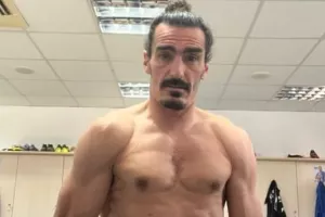 Fit... Λάζαρος!