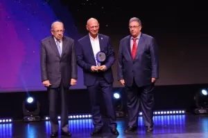 (ΦΩΤΟΣ) Όσα έγιναν στην 50ή Γιορτή Αρίστων της ΕΑΚ