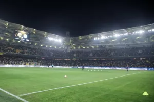 AEK: Σε σοβαρή κατάσταση ο 64χρονος φίλαθλός της στο ΚΑΤ