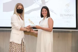 Η Σοφία Παπαμιχαλοπούλου τιμά την Κύπρο με τις διακρίσεις της 