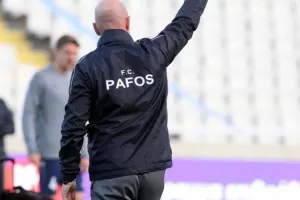 Χειροκρότησε και χειροκροτήθηκε ο Χένινγκ Μπεργκ