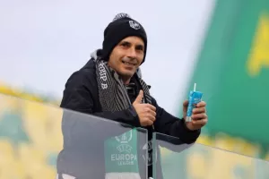 (Φωτορεπορτάζ) Ο κόσμος στην "ΑΡΕΝΑ"