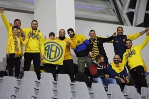 (Φωτορεπορτάζ) Ο κόσμος στο ΑΕΛ - Απόλλων