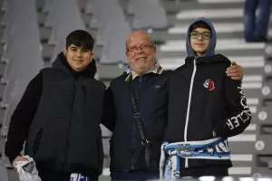 (Φωτορεπορτάζ) Οι Απολλωνίστες στο ματς με Ανόρθωση