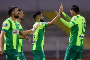 Faraj/κολλημένα!