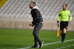 Ολυμπιακός- Καρμιώτισσα: “Κόλλησαν” στο μηδέν στο ΓΣΠ
