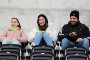 (Φωτορεπορτάζ) Ο κόσμος στην "ΑΡΕΝΑ"