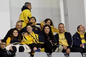 (Φωτορεπορτάζ) Ο κόσμος στο ΑΕΛ - Απόλλων