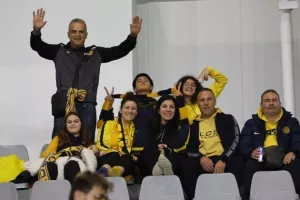 (Φωτορεπορτάζ) Ο κόσμος στο ΑΕΛ - Απόλλων