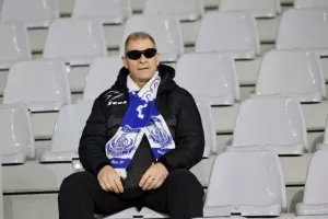 (Φωτορεπορτάζ) Ο κόσμος στο Απόλλων  - Νέα Σαλαμίνα