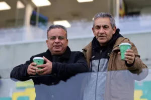 (Φωτορεπορτάζ) Ο κόσμος στην "ΑΡΕΝΑ"