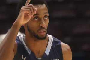 Η Ανόρθωση ανακοίνωσε Trey Freeman
