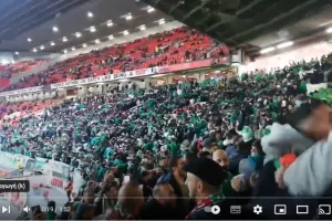 (Βίντεο Ομόνοια) Δεκάλεπτο... λαού στο Old Trafford 