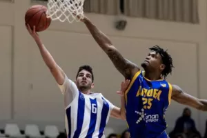"Κλειδώνει" την τέταρτη θέση ο Απόλλωνας/Μάχη για τη δεύτερη θέση μεταξύ ΑΠΟΕΛ και ΑΕΚ