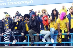 ΑΕΛίστες σε ρυθμούς καρναβαλιού! (φωτος)