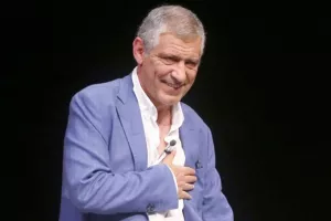 Έρχεται στην Ελλάδα για το ΠΑΟΚ - ΑΕΚ ο Φερνάντο Σάντος