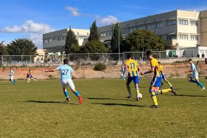 Νίκησαν ΑΠΟΕΛ και Ομόνοια/Κ17