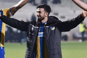Κορυφαία ΦΩΤΟ με το παιδάκι του Βιγιαφάνες!