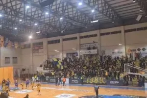 Το respect στους ΑΕΛίστες: "Τα λόγια είναι φτωχά" (βίντεο)