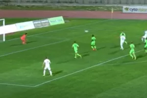 To όμορφο τελείωμα του Χέσταντ για το 1-0 (βίντεο)