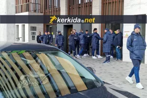 (ΦΩΤΟΣ Kerkida) Αναχώρησε για το γήπεδο η Ντνίπρο 