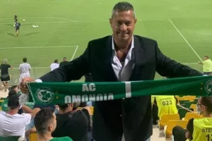 Ο Τζον Χριστοδούλου...