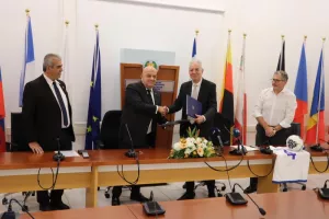 ΚΟΠ και ΥΠΑΝ υπέγραψαν μνημόνιο συνεργασίας για το ποδόσφαιρο στα Δημοτικά Σχολεία