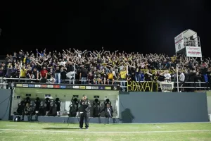 Με κόσμο η ΑΕΚ στην Κρήτη κόντρα στον ΟΦΗ
