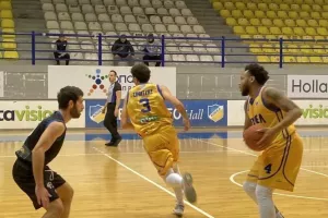 Eύκολα ο ΑΠΟΕΛ με... τρομερό Henry (φώτος)
