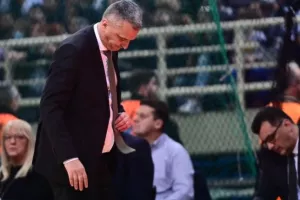 Στην πόρτα εξόδου ο Ράντονιτς